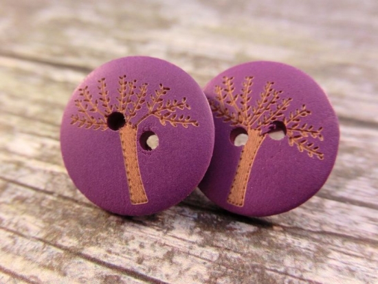 Baum Knopf Ohrstecker Holz Button wood tree lila